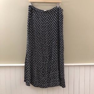 3/$25 💖 Cute cotton summer midi skirt